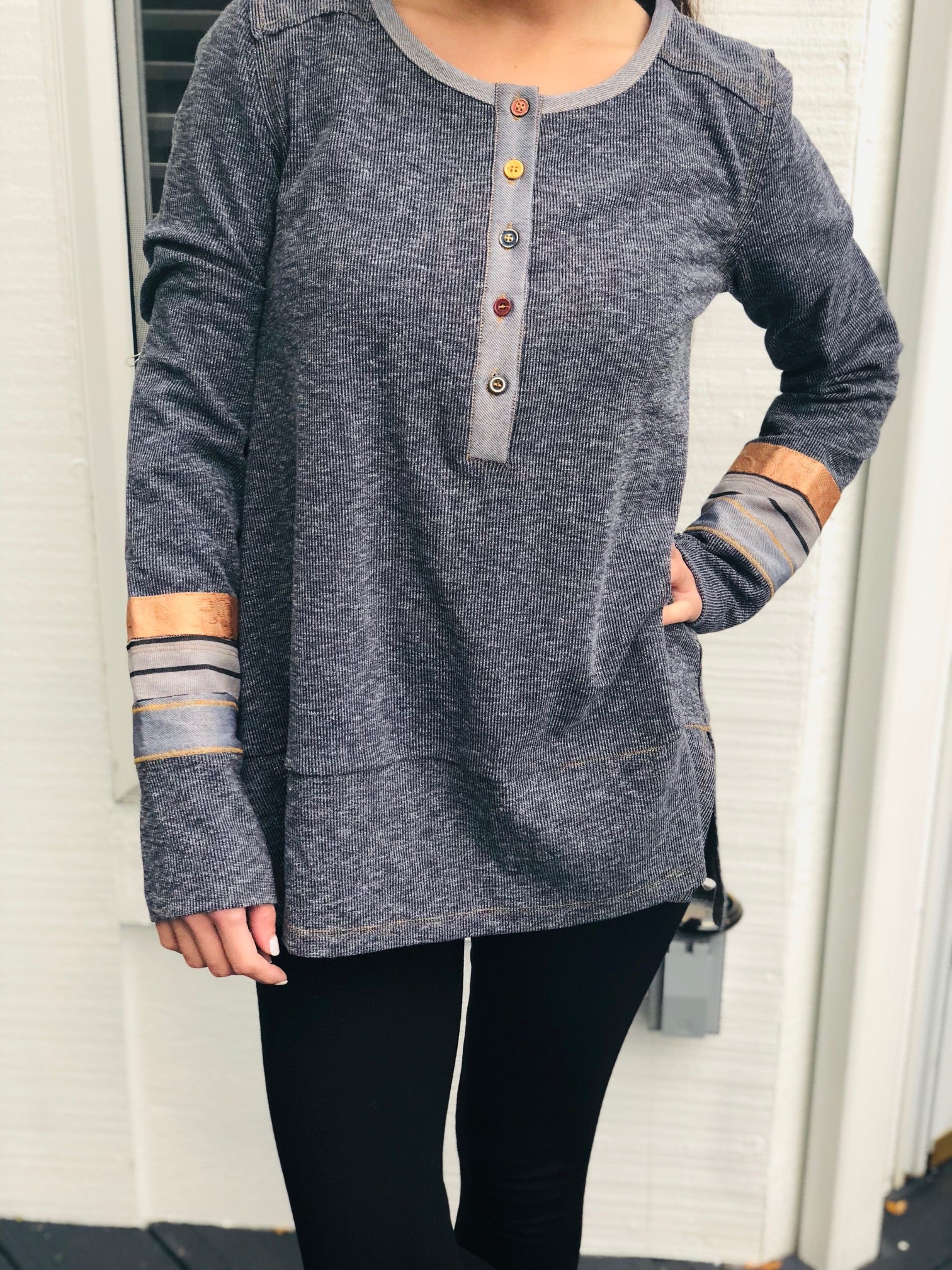 Long Sleeve Loose-fit Fabric Pattern